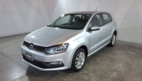 Volkswagen • Polo