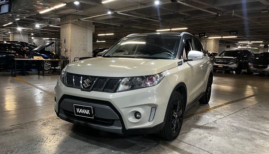 Suzuki • Vitara