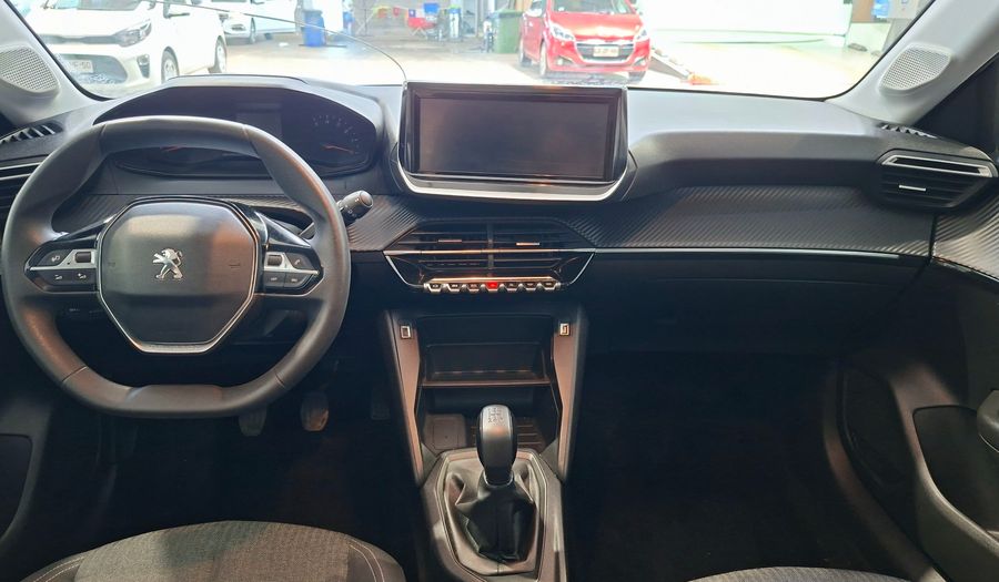 Peugeot 208 1.2 PURETECH 75 HP STYLE Hatchback 2024