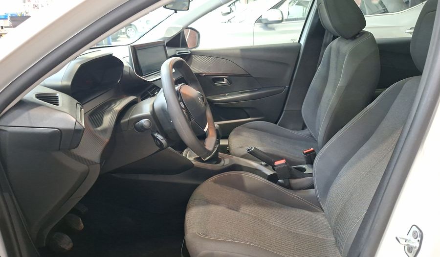 Peugeot 208 1.2 PURETECH 75 HP STYLE Hatchback 2024