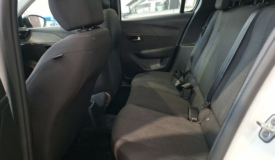 Peugeot 208 1.2 PURETECH 75 HP STYLE Hatchback 2024