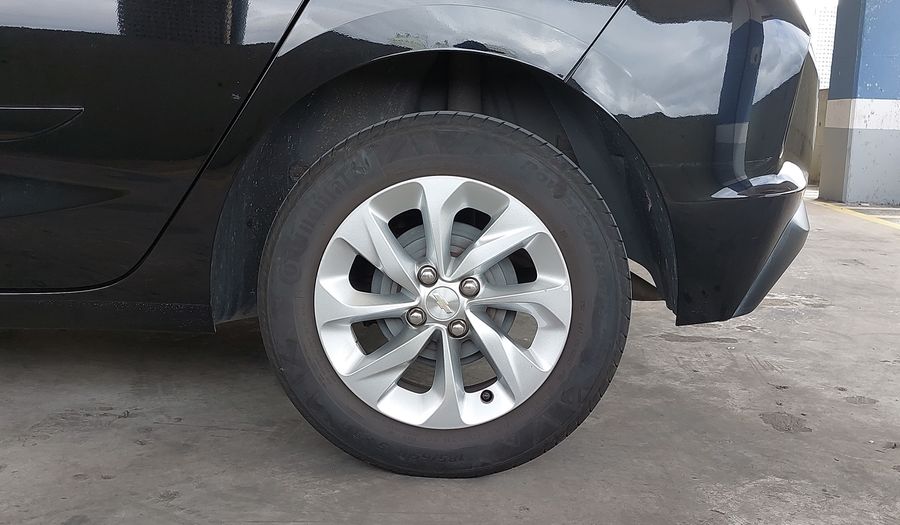 Chevrolet Onix LT Hatchback 2022