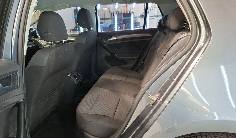 Volkswagen Golf 1.4 TSI COMFORTLINE DSG Hatchback 2019