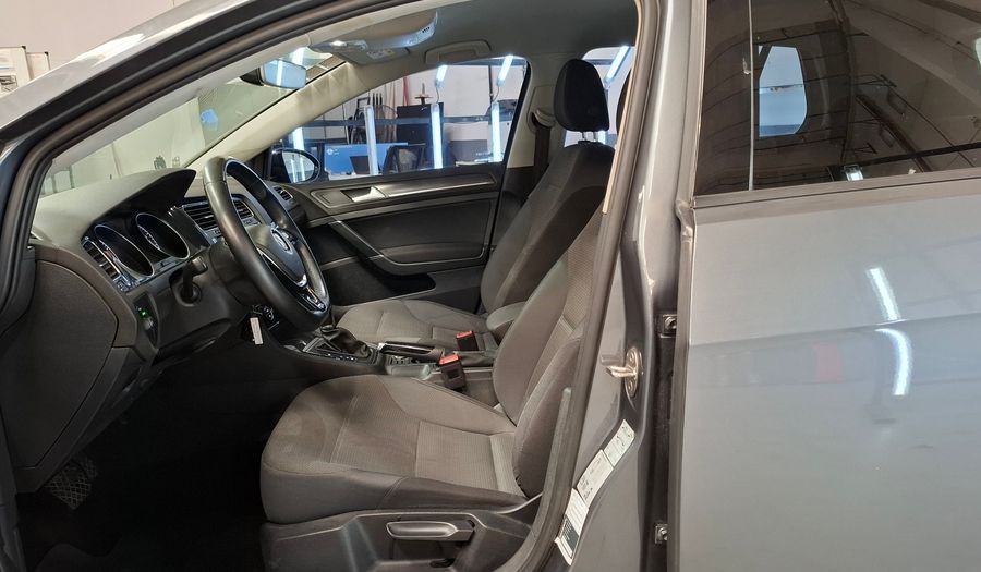 Volkswagen Golf 1.4 TSI COMFORTLINE DSG Hatchback 2019