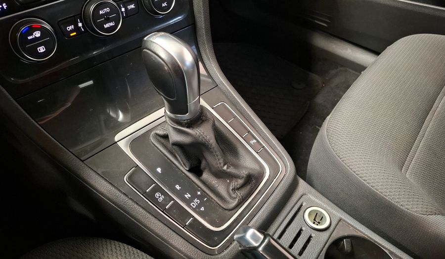 Volkswagen Golf 1.4 TSI COMFORTLINE DSG Hatchback 2019