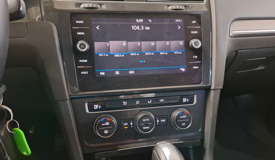 Volkswagen Golf 1.4 TSI COMFORTLINE DSG Hatchback 2019