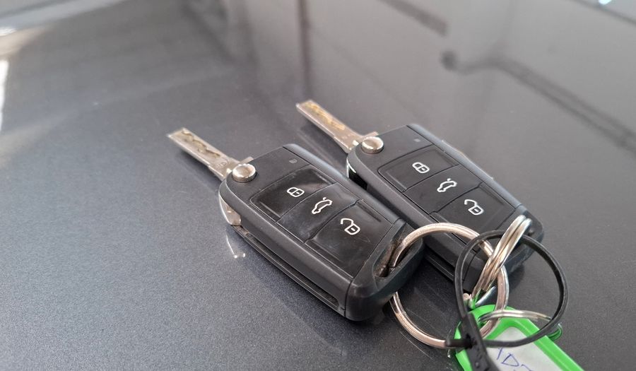 Volkswagen Golf 1.4 TSI COMFORTLINE DSG Hatchback 2019