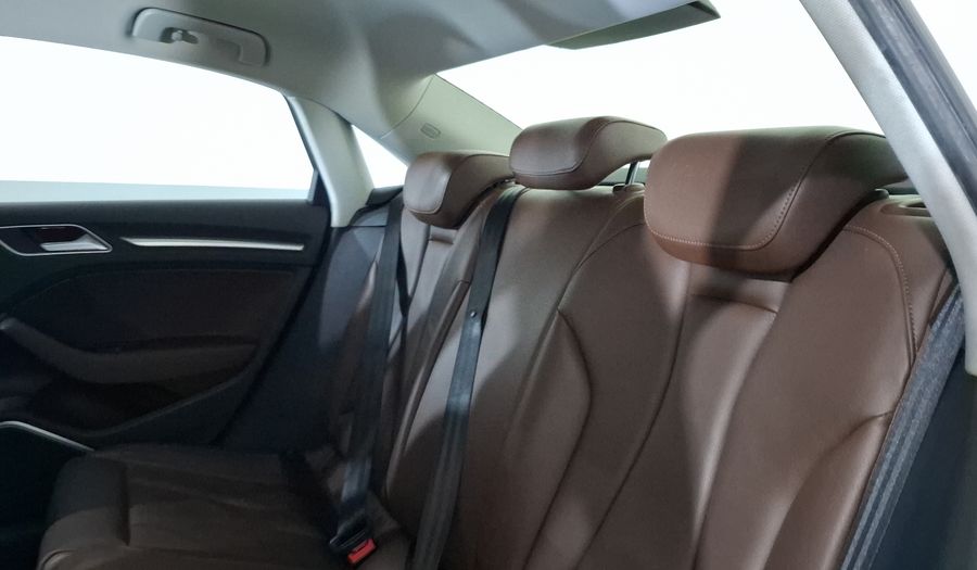 Audi A3 1.8 TFSI ATTRACTION PLUS S TRONIC Sedan 2015