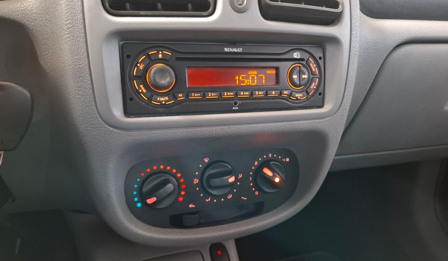 Renault Clio 1.1 PACK Hatchback 2012