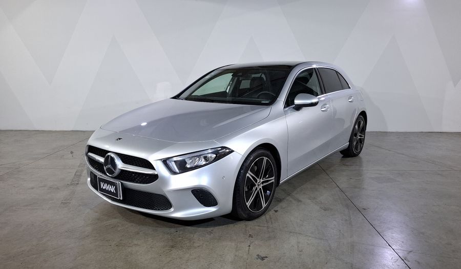 Mercedes Benz Clase A 1.3 200 PROGRESSIVE DCT Hatchback 2022