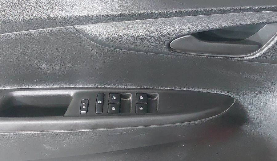 Chevrolet Spark 1.4 LT B MT Hatchback 2017