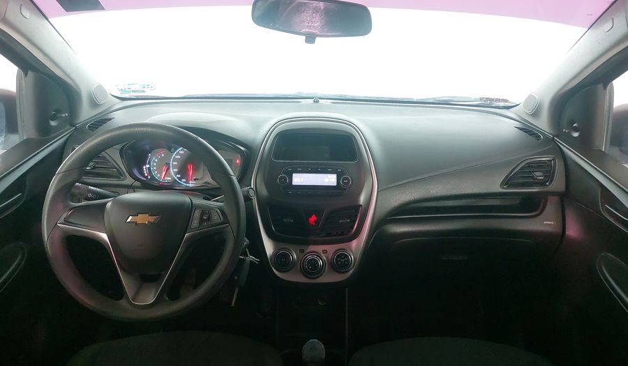 Chevrolet Spark 1.4 LT B MT Hatchback 2017