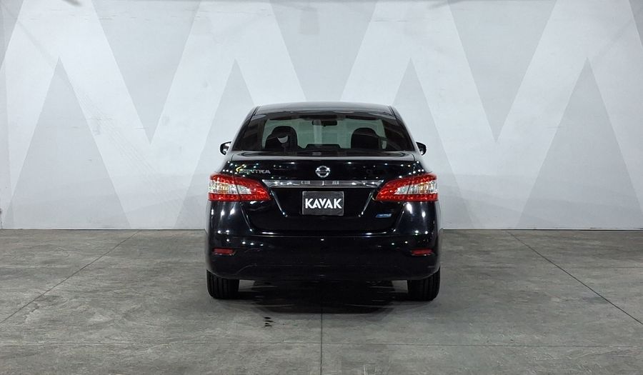 Nissan Sentra 1.8 ADVANCE MT Sedan 2016