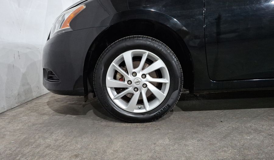 Nissan Sentra 1.8 ADVANCE MT Sedan 2016