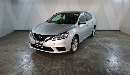 Nissan • Sentra