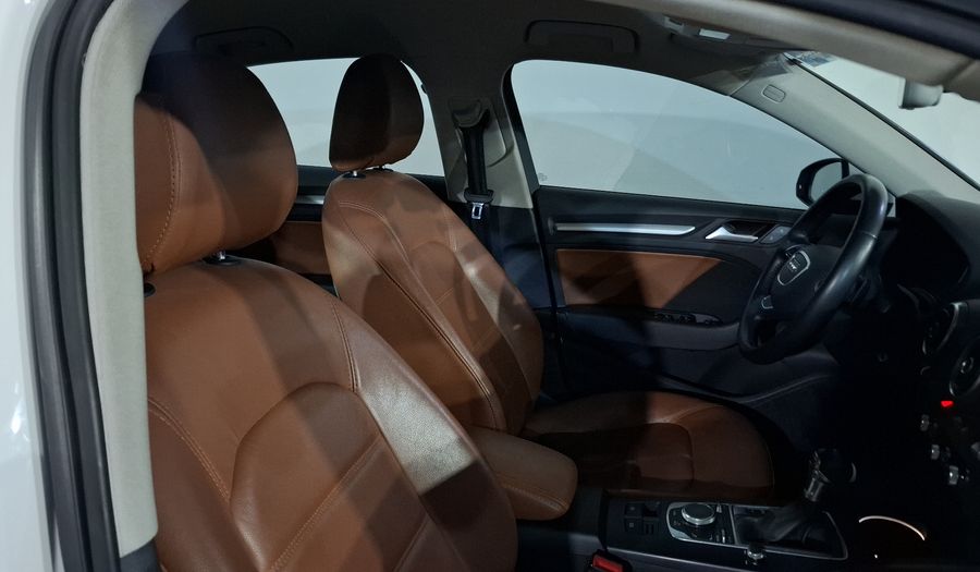 Audi A3 1.4 TFSI AMBIENTE S TRONIC Sedan 2016