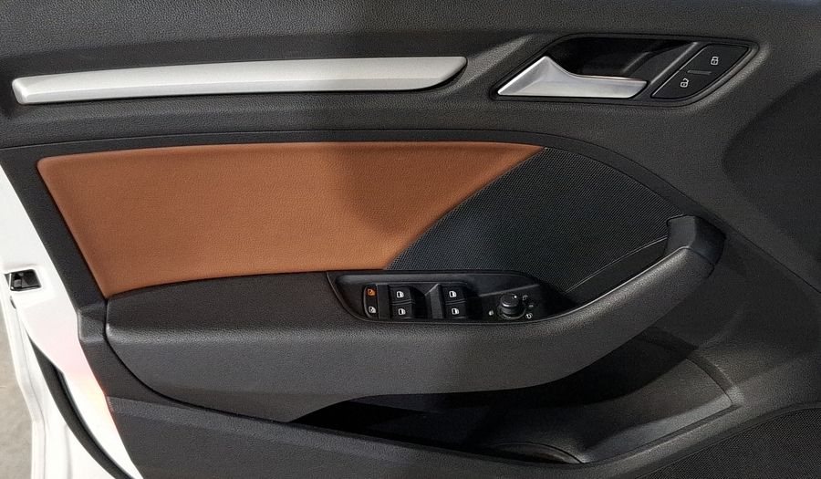 Audi A3 1.4 TFSI AMBIENTE S TRONIC Sedan 2016