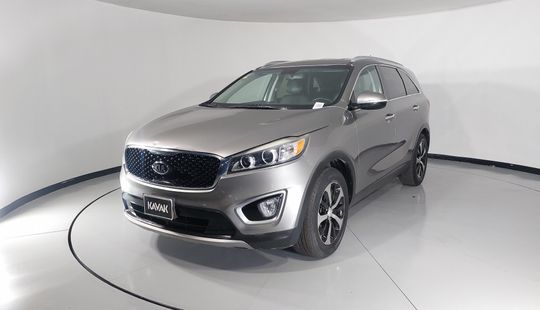 Kia • Sorento