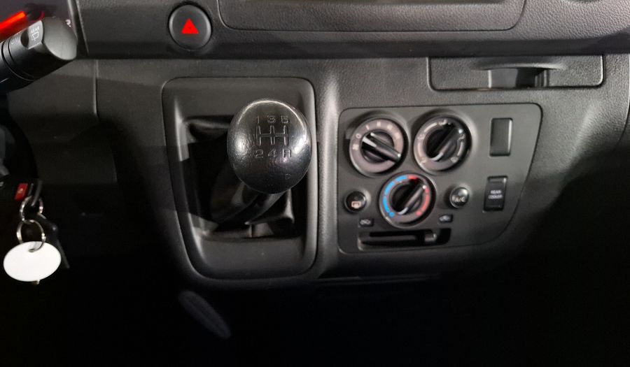 Nissan Nv350 Urvan 2.5 14 PASAJEROS AMPLIA AA Van 2023