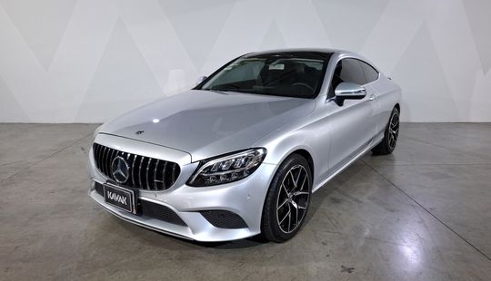 Mercedes Benz • Clase C