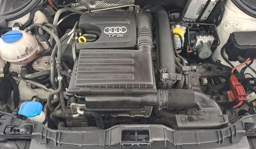 Audi A1 1.4 TFSI COOL MT Hatchback 2016