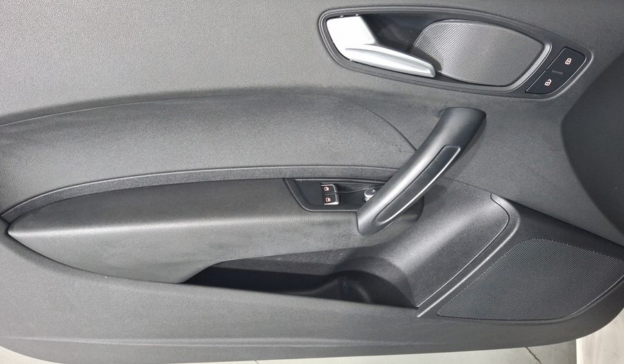 Audi A1 1.4 TFSI COOL MT Hatchback 2016