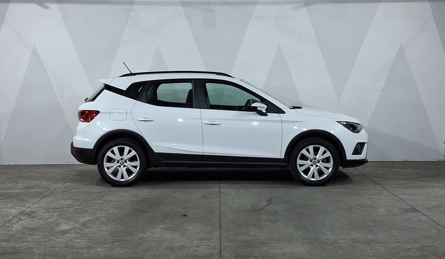 Seat Arona 1.6 STYLE AUTO Suv 2021