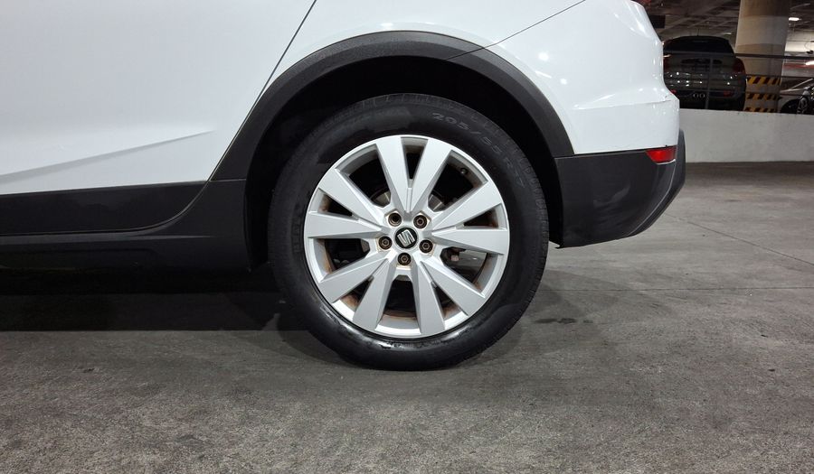 Seat Arona 1.6 STYLE AUTO Suv 2021