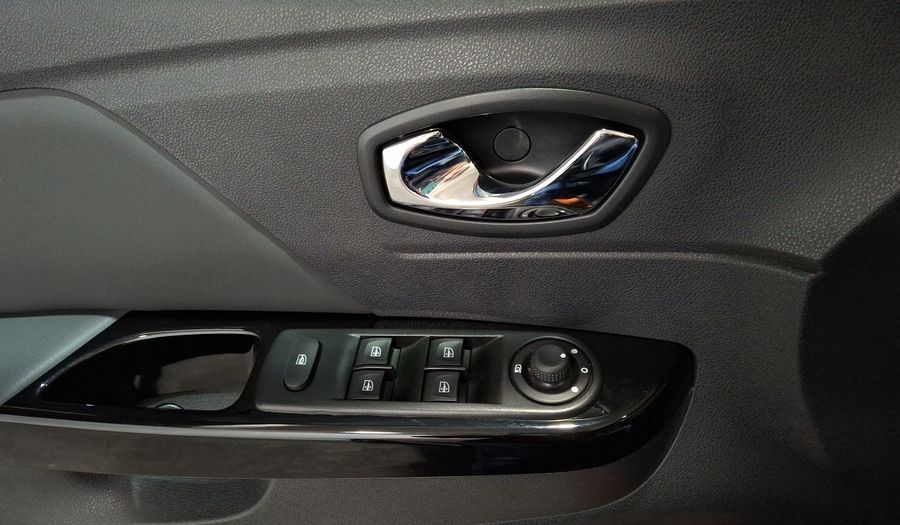 Renault Captur 2.0 ICONIC DEH AUTO Hatchback 2019