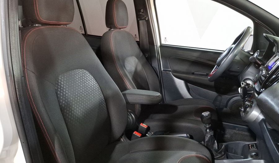 Fiat Uno 1.4 SPORTING Hatchback 2020