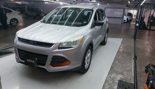 Ford • Escape