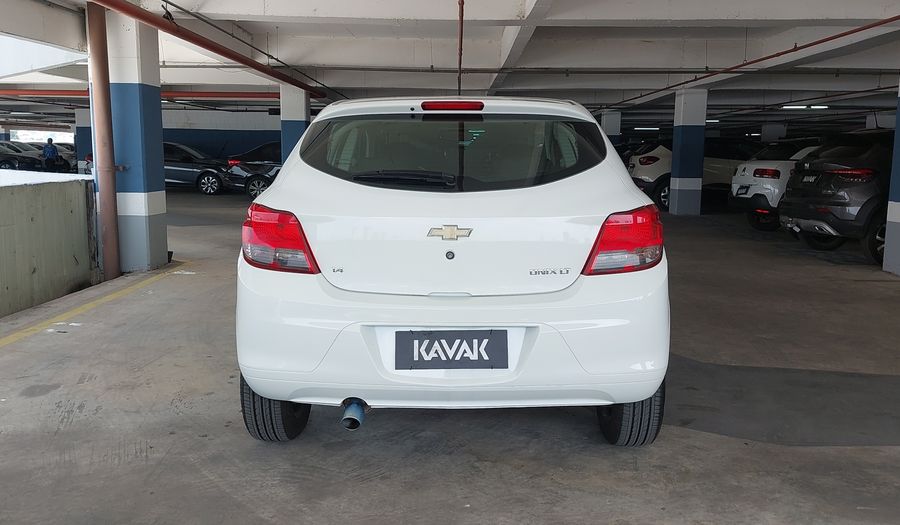 Chevrolet Onix 1.4 SPE/4 LT Hatchback 2016