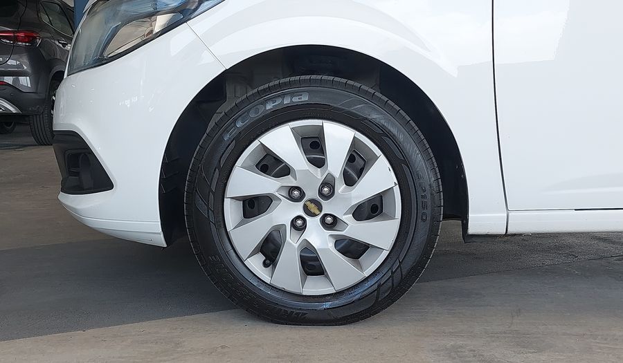 Chevrolet Onix 1.4 SPE/4 LT Hatchback 2016