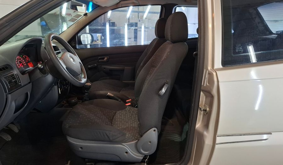 Fiat Palio 1.4 ATTRACTIVE Hatchback 2012