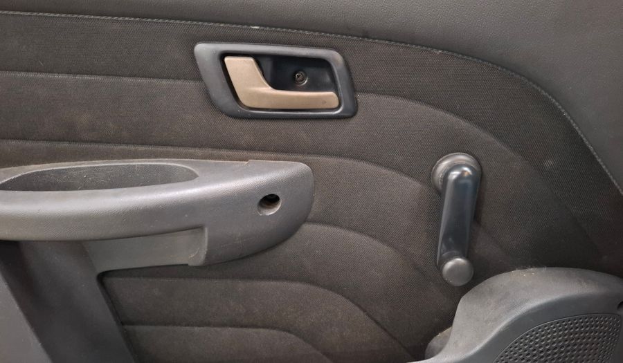 Fiat Palio 1.4 ATTRACTIVE Hatchback 2012