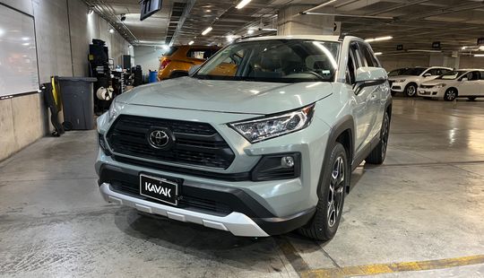 Toyota • RAV4