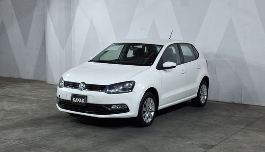 Volkswagen • Polo