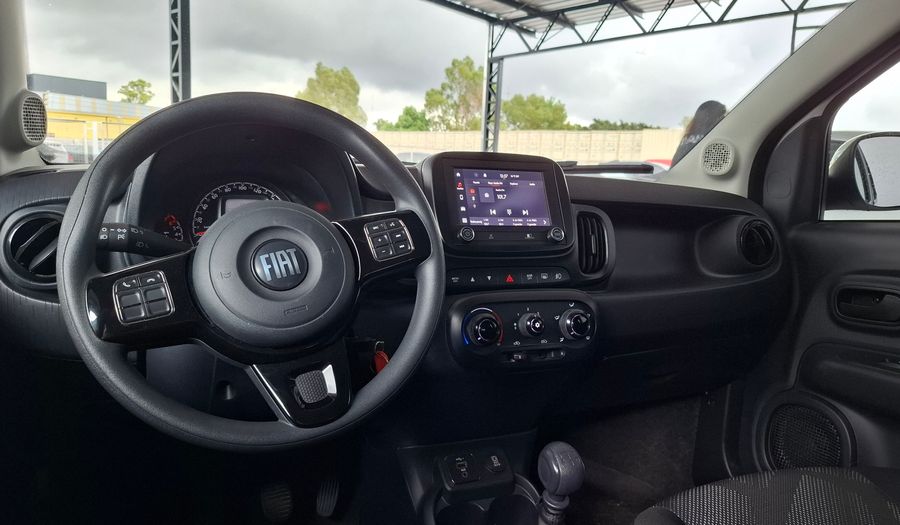 Fiat Mobi 1.0 LIKE Hatchback 2022