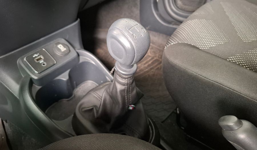 Fiat Mobi 1.0 LIKE Hatchback 2022