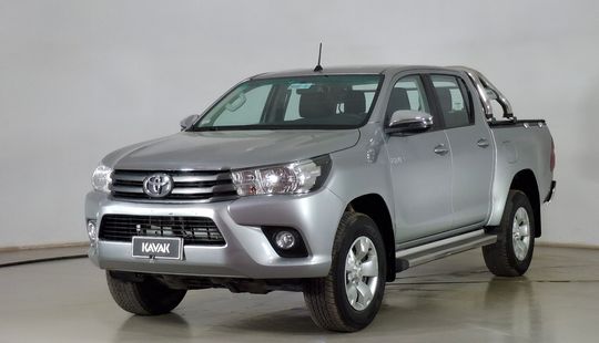 Toyota • Hilux