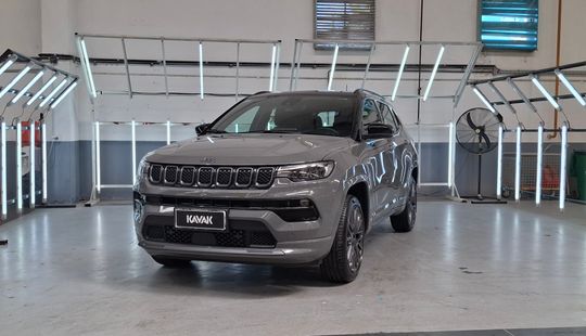 Jeep • Compass