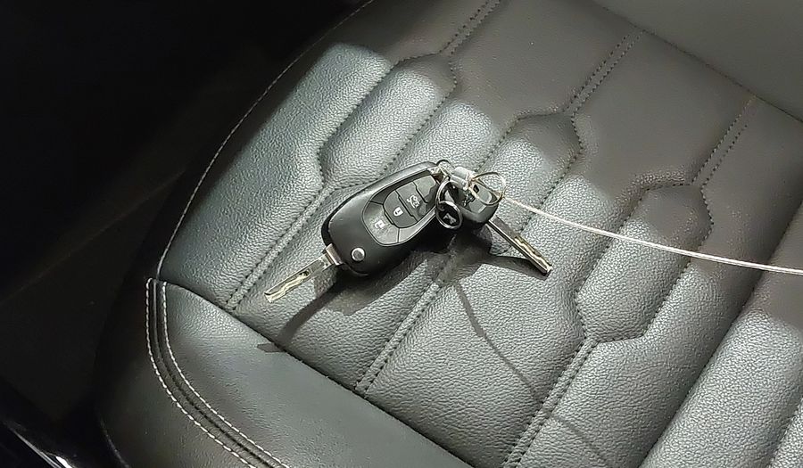 Chevrolet Onix 1.4 SPE/4 ECO LTZ AUTO Hatchback 2019