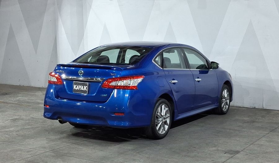 Nissan Sentra 1.8 SR NAVI CVT Sedan 2015