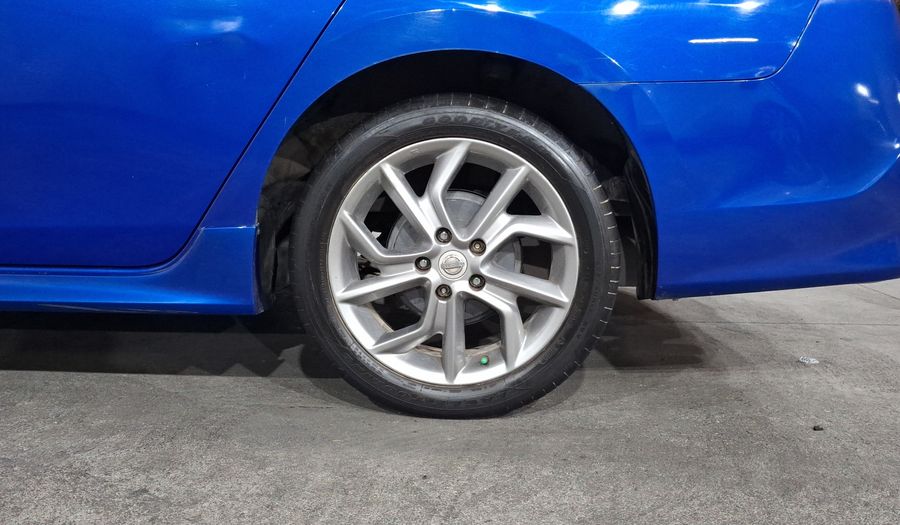 Nissan Sentra 1.8 SR NAVI CVT Sedan 2015