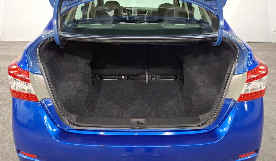 Nissan Sentra 1.8 SR NAVI CVT Sedan 2015