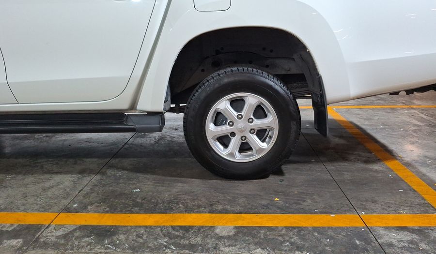 Mitsubishi L200 2.4 GLX DIESEL 4WD Pickup 2023