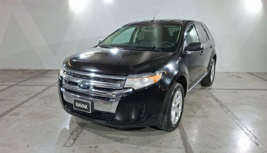 Ford • Edge