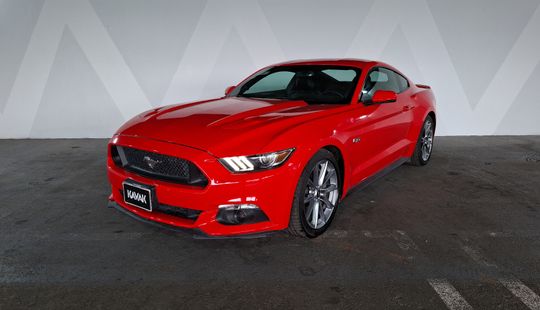 Ford • Mustang