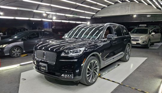 Lincoln • Aviator