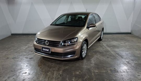 Volkswagen • Vento